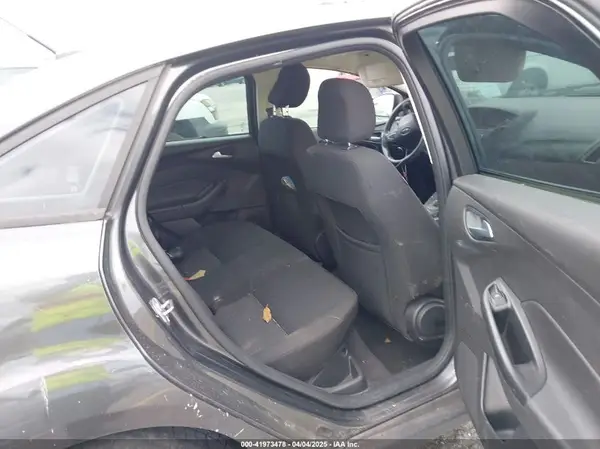 1FADP3F25HL302004 2017 FORD FOCUS - Image 8