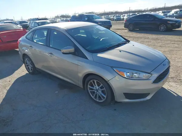 1FADP3F25HL327744 2017 FORD FOCUS - Image 1