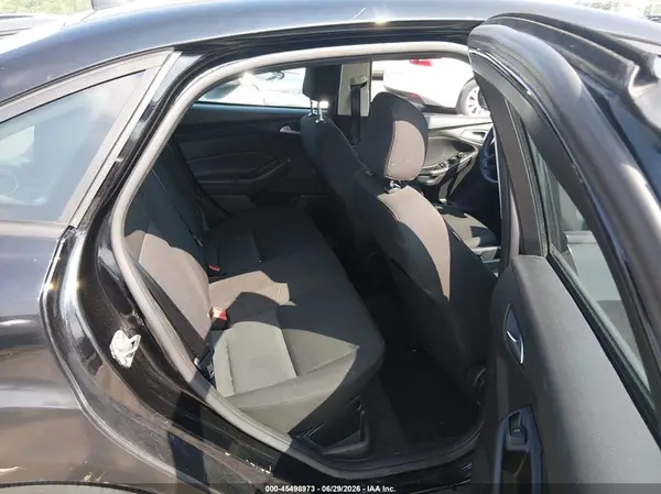 1FADP3F25HL335844 2017 FORD FOCUS - Image 8