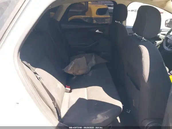 1FADP3F25JL205374 2018 FORD FOCUS - Image 8