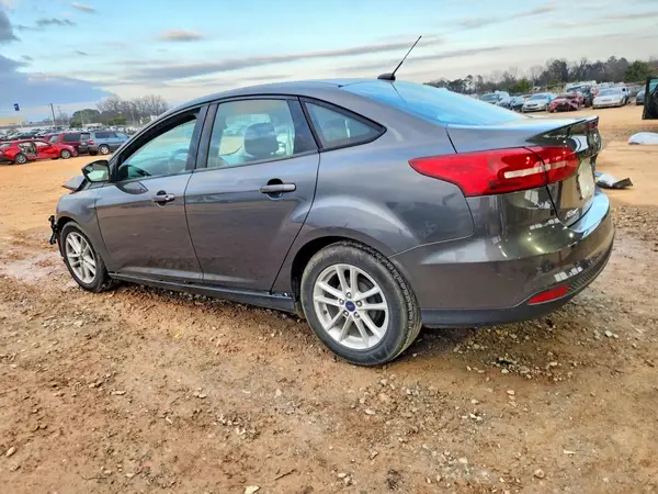 1FADP3F25JL206928 2018 FORD FOCUS - Image 2