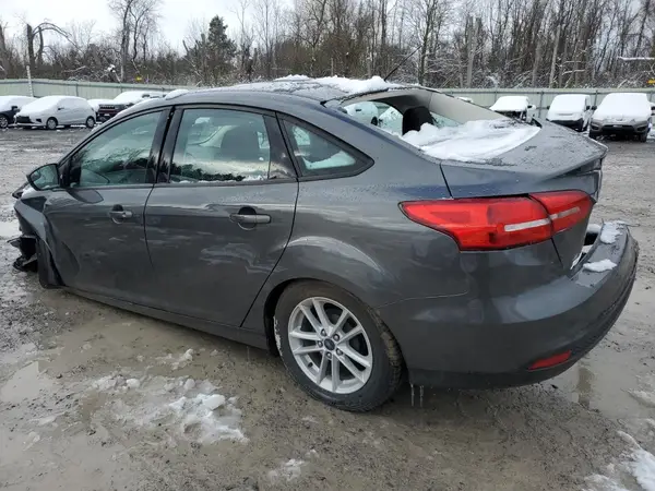 1FADP3F25JL215581 2018 FORD FOCUS - Image 2