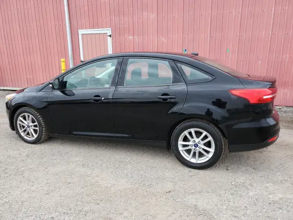 1FADP3F25JL218674 2018 FORD FOCUS - Image 2
