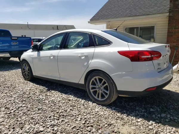 1FADP3F25JL225169 2018 FORD FOCUS - Image 2