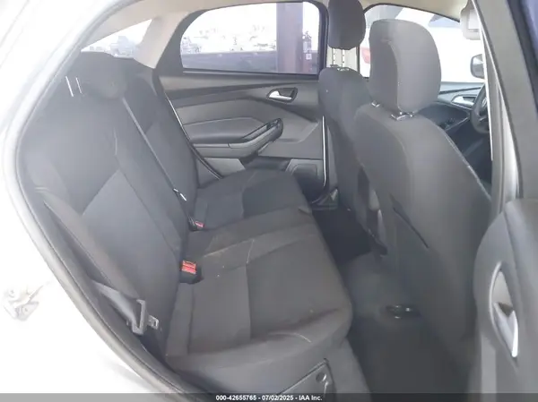 1FADP3F25JL229206 2018 FORD FOCUS - Image 8