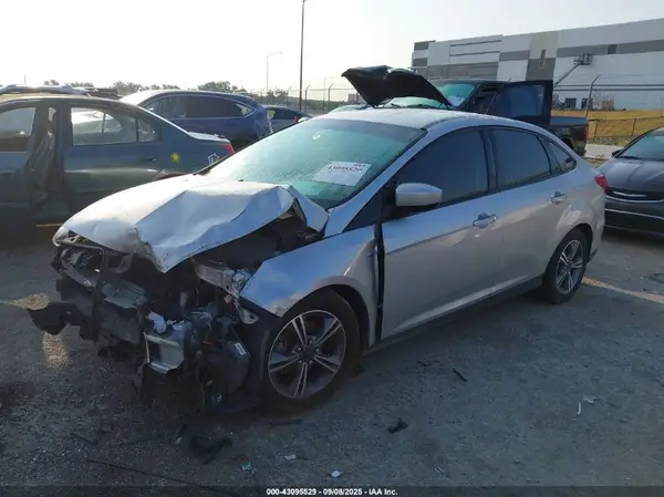 1FADP3F25JL240562 2018 FORD FOCUS - Image 2