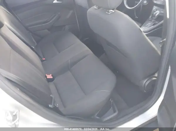 1FADP3F25JL251240 2018 FORD FOCUS - Image 8