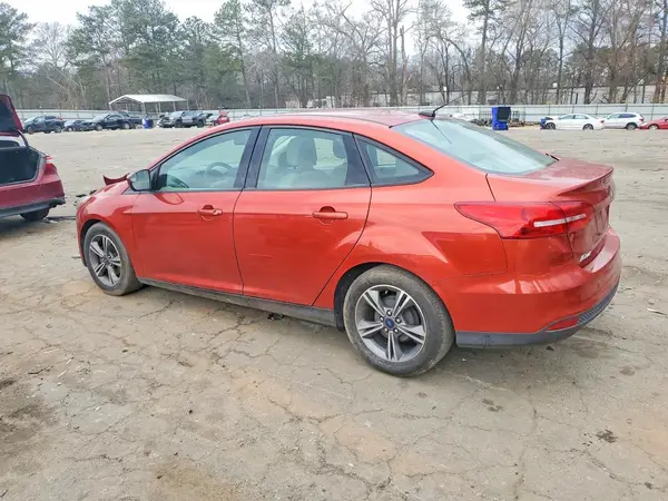 1FADP3F25JL255482 2018 FORD FOCUS - Image 2