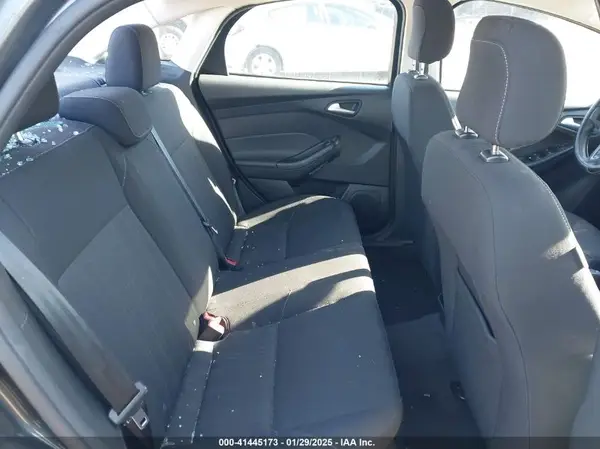 1FADP3F25JL255529 2018 FORD FOCUS - Image 8