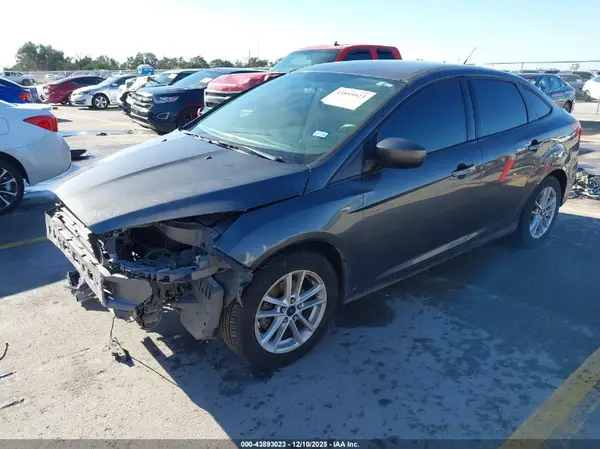 1FADP3F25JL260164 2018 FORD FOCUS - Image 2