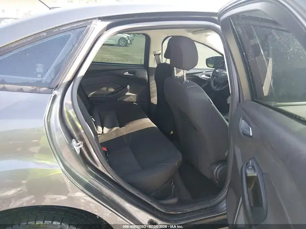 1FADP3F25JL267745 2018 FORD FOCUS - Image 8