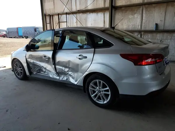 1FADP3F25JL272461 2018 FORD FOCUS - Image 2