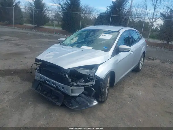 1FADP3F25JL275960 2018 FORD FOCUS - Image 2