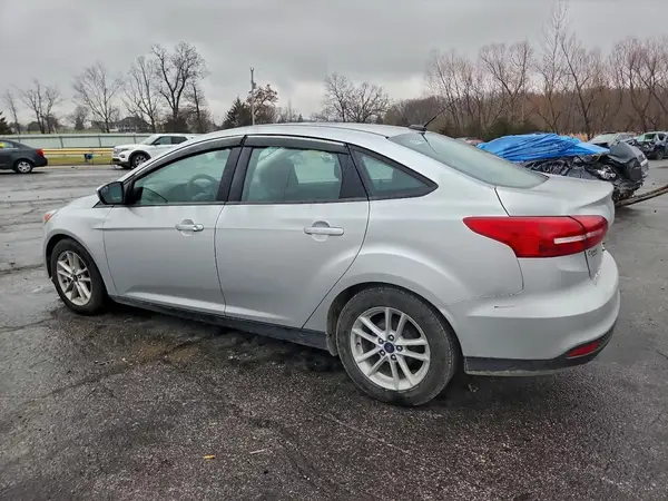 1FADP3F25JL278020 2018 FORD FOCUS - Image 2
