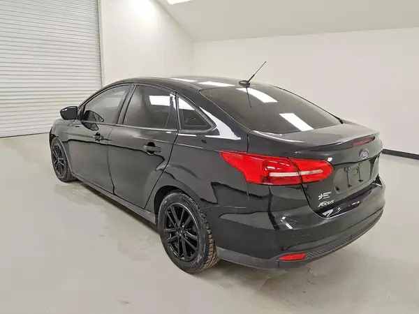 1FADP3F25JL295206 2018 FORD FOCUS - Image 2