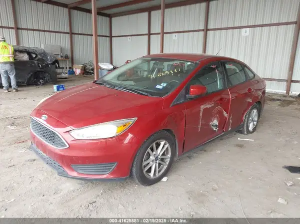 1FADP3F25JL299174 2018 FORD FOCUS - Image 2