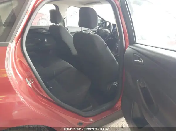 1FADP3F25JL299174 2018 FORD FOCUS - Image 8