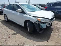 1FADP3F25JL300615 2018 FORD FOCUS