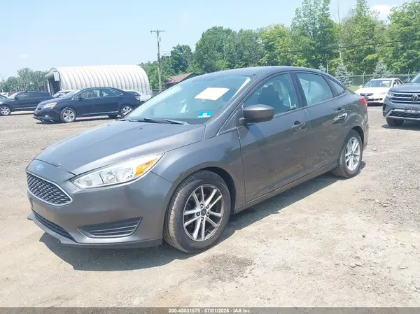 1FADP3F25JL301084 2018 FORD FOCUS - Image 2