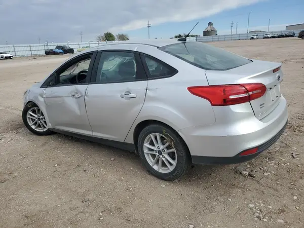 1FADP3F25JL303739 2018 FORD FOCUS - Image 2