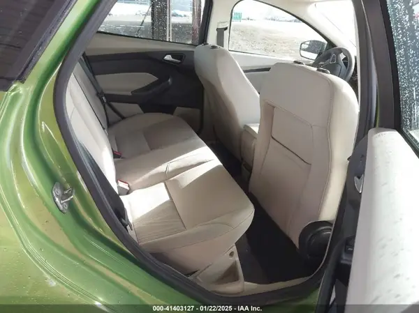 1FADP3F25JL304213 2018 FORD FOCUS - Image 8