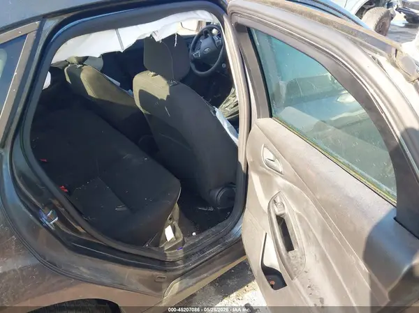 1FADP3F25JL306897 2018 FORD FOCUS - Image 8