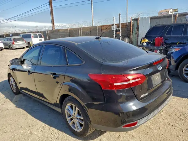 1FADP3F25JL315874 2018 FORD FOCUS - Image 2