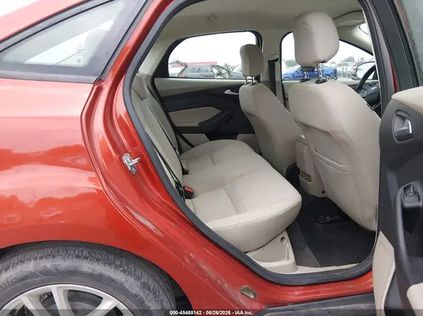 1FADP3F25JL316670 2018 FORD FOCUS - Image 8
