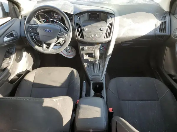 1FADP3F25JL321240 2018 FORD FOCUS - Image 8
