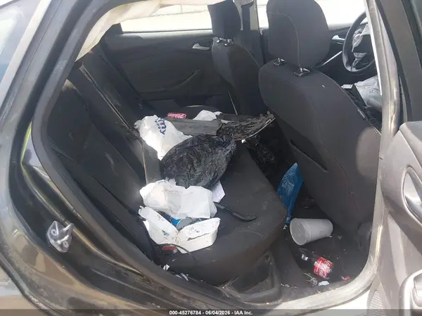 1FADP3F25JL326325 2018 FORD FOCUS - Image 8