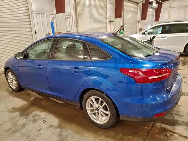 1FADP3F25JL327345 2018 FORD FOCUS - Image 2