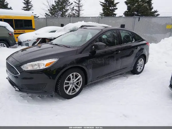 1FADP3F25JL327393 2018 FORD FOCUS - Image 2