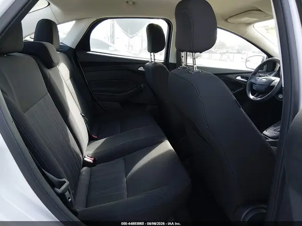 1FADP3F25JL328396 2018 FORD FOCUS - Image 8