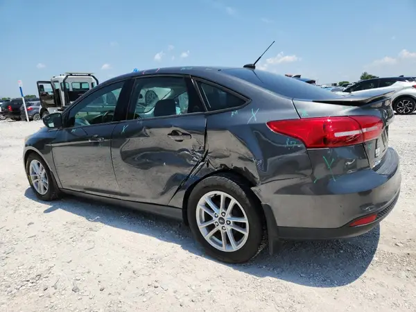 1FADP3F25JL331038 2018 FORD FOCUS - Image 2