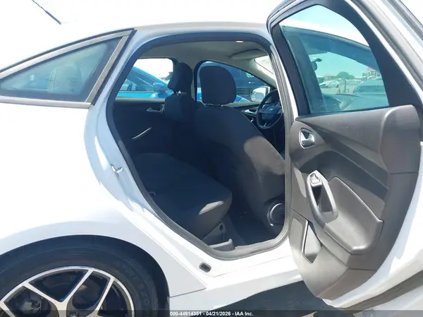 1FADP3F26GL203268 2016 FORD FOCUS - Image 8
