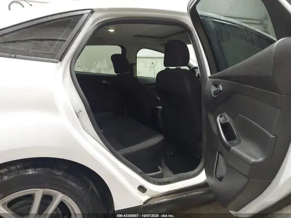1FADP3F26GL259274 2016 FORD FOCUS - Image 8