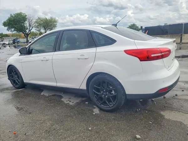 1FADP3F26GL274051 2016 FORD FOCUS - Image 2