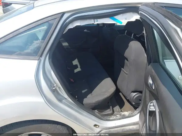 1FADP3F26GL289987 2016 FORD FOCUS - Image 8