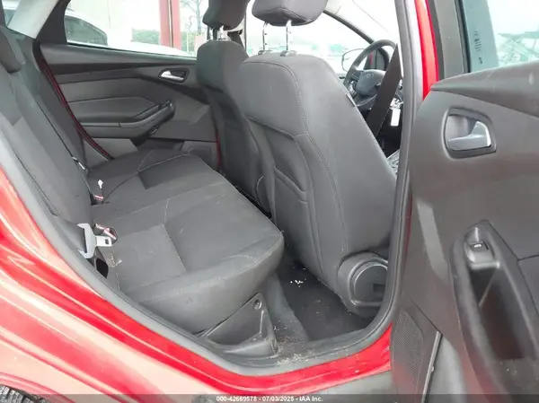 1FADP3F26GL300776 2016 FORD FOCUS - Image 8