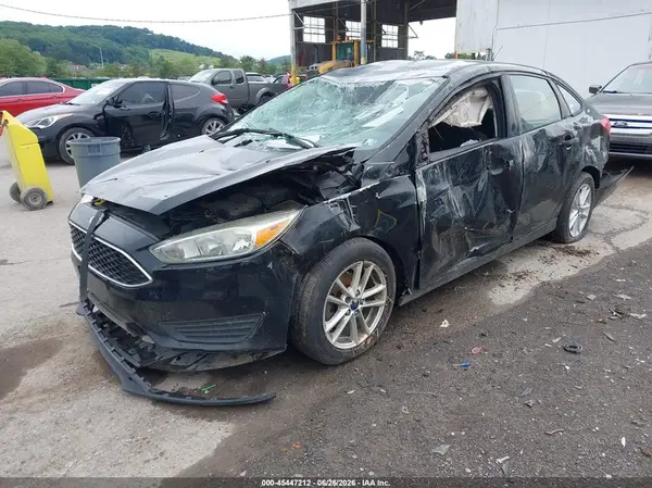 1FADP3F26GL303161 2016 FORD FOCUS - Image 2