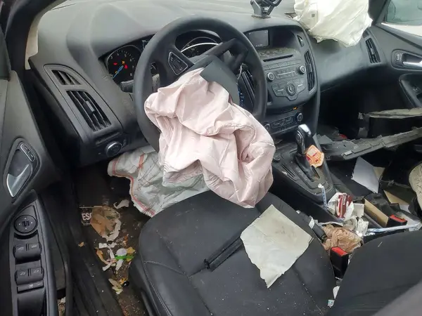 1FADP3F26GL303385 2016 FORD FOCUS - Image 8