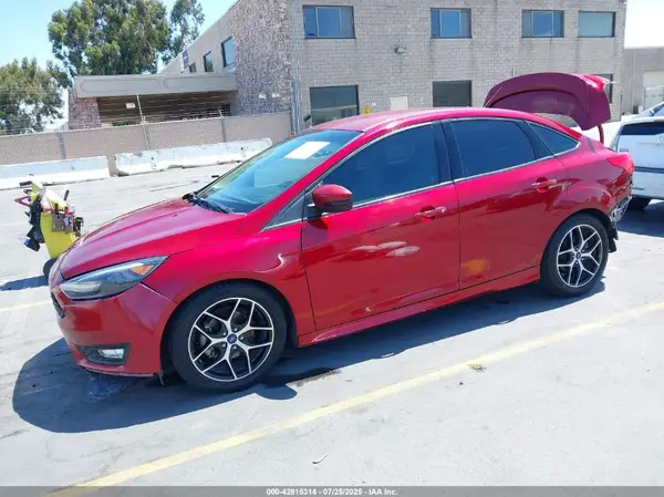1FADP3F26GL310563 2016 FORD FOCUS - Image 2