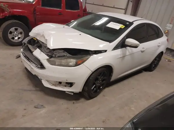 1FADP3F26GL311857 2016 FORD FOCUS - Image 2