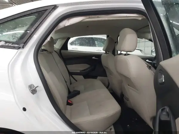 1FADP3F26GL319201 2016 FORD FOCUS - Image 8