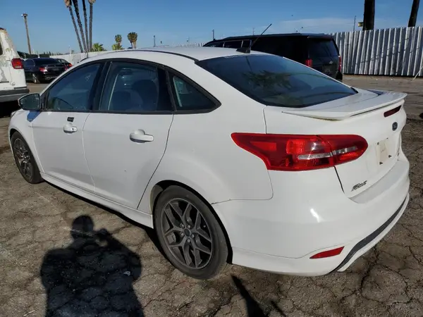 1FADP3F26GL336032 2016 FORD FOCUS - Image 2