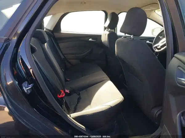 1FADP3F26GL338525 2016 FORD FOCUS - Image 8