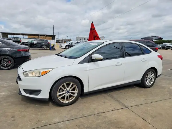 1FADP3F26GL378667 2016 FORD FOCUS - Image 1