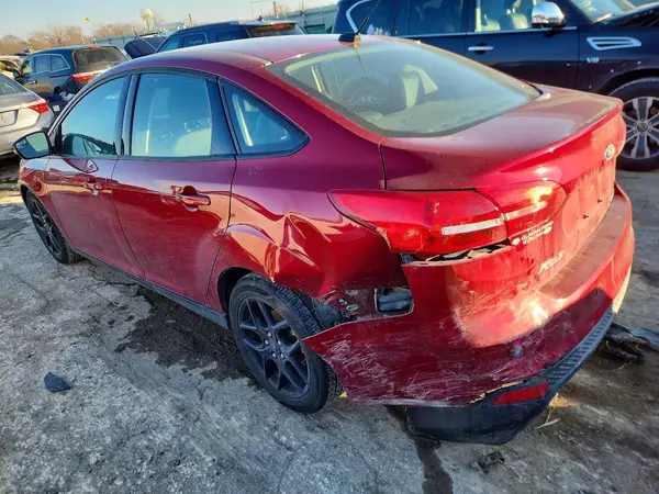1FADP3F26GL379575 2016 FORD FOCUS - Image 2