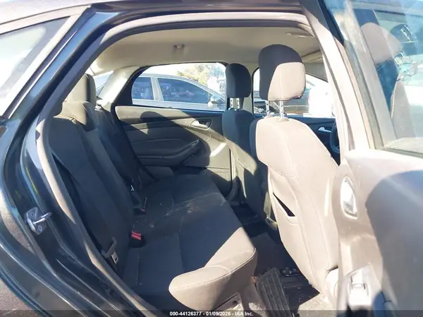 1FADP3F26GL382895 2016 FORD FOCUS - Image 8