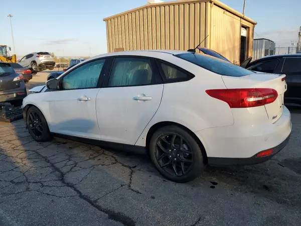 1FADP3F26GL386865 2016 FORD FOCUS - Image 2